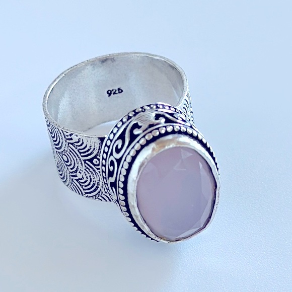 Sterling Silver Chalcedony Large Stone Statement Ring - Picture 10 of 10